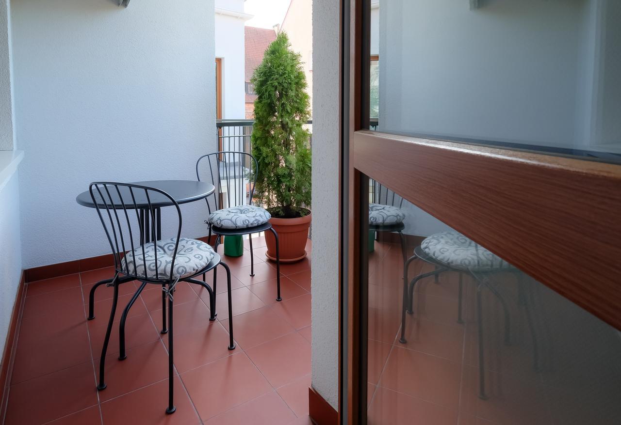 Apartamenty Starowka - Riverside II Szczecin Buitenkant foto